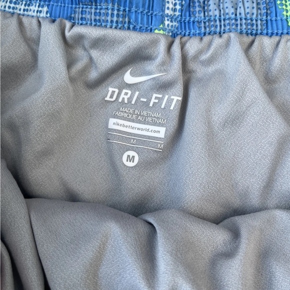 Nike Big Polka Dot Running Shorts Women Size M - Picture 3 of 6